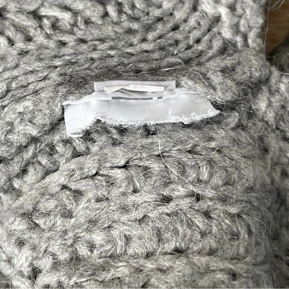 J Crew Pointelle Cable Knit Alpaca Blend Oversized Sweater - 29369 - Picture 12 of 12